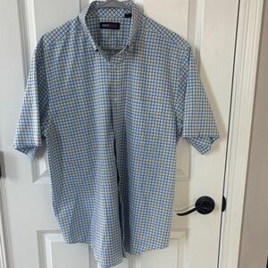 Roundtree & Yorke Blue and White Checkered Men's Shirt
